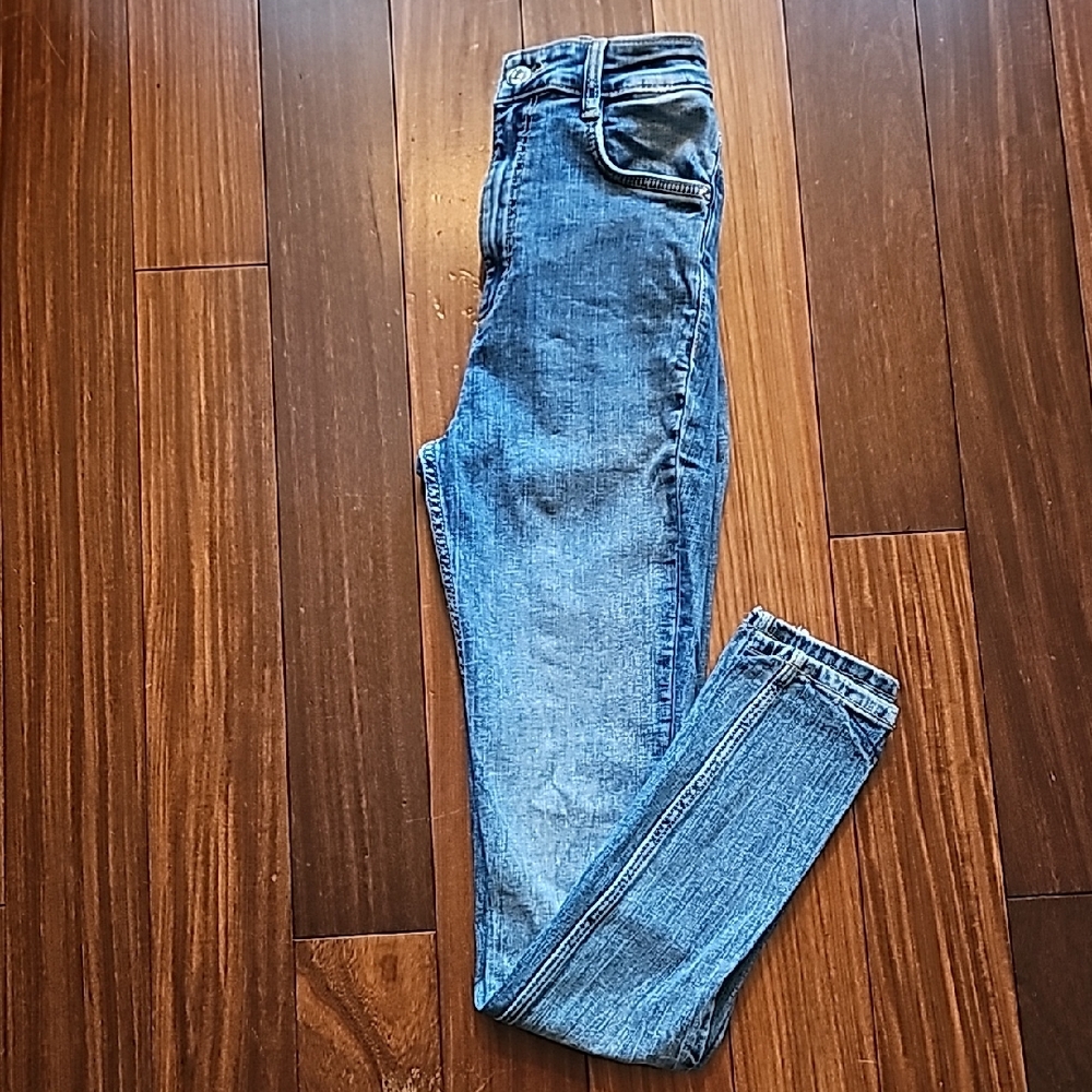 Zara Women's Light Blue Skinny Jeans